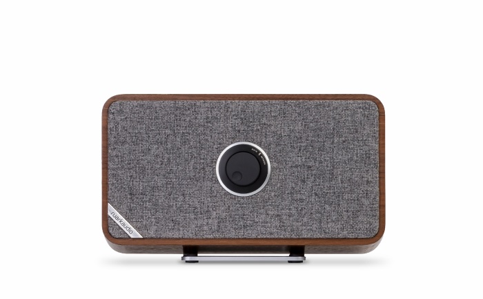 Ruark R810 in Fused Walnut veneer finish