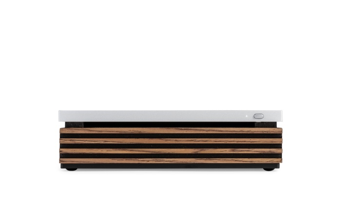 Ruark R-CD100 in Fused Walnut veneer finish