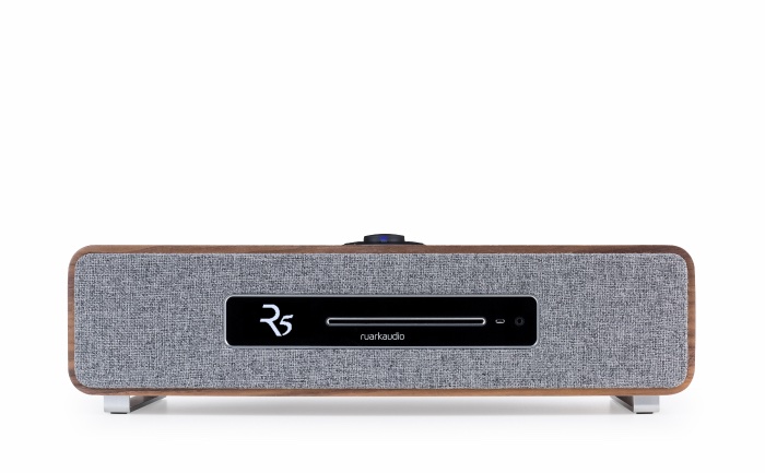Ruark R-CD100 in Fused Walnut veneer finish