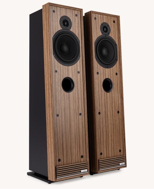 Ruark Talisman-R in Fused Walnut veneer finish