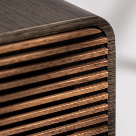Close up view of Ruark Audio R5 MiE’s wood grille